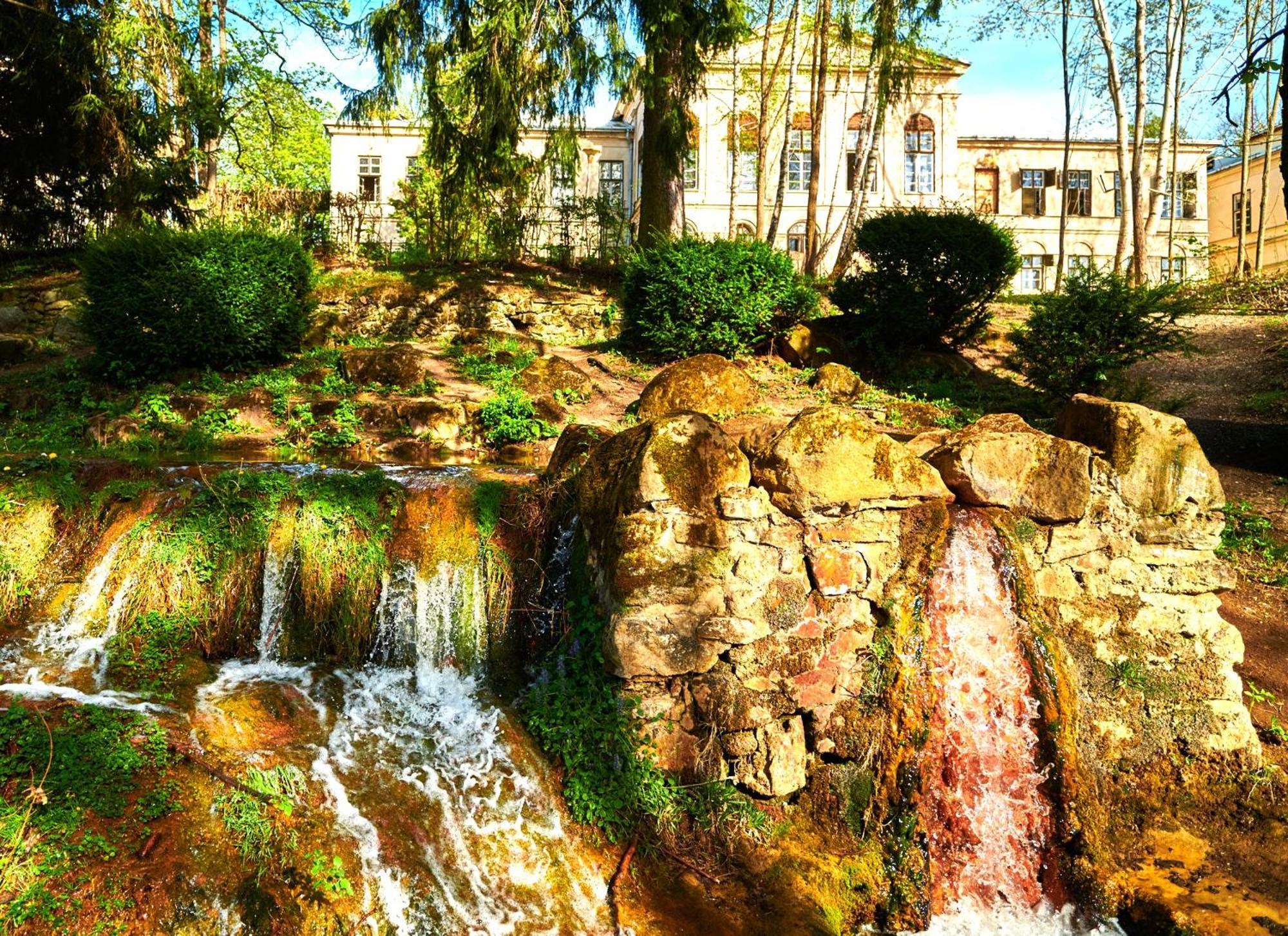 Hotel Palace - Kupele Sliac Bagian luar foto