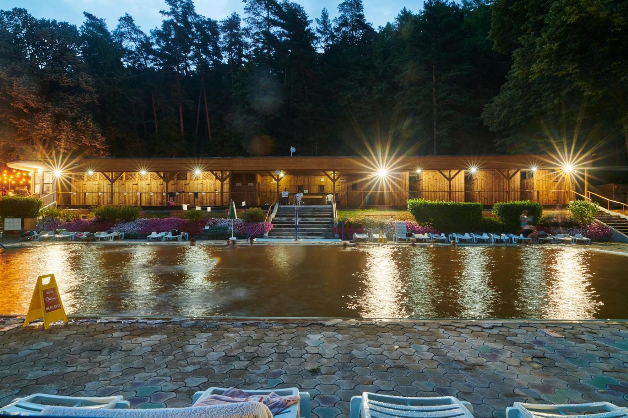 Hotel Palace - Kupele Sliac Bagian luar foto
