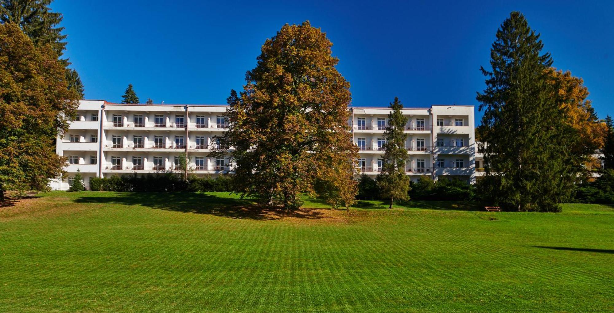 Hotel Palace - Kupele Sliac Bagian luar foto