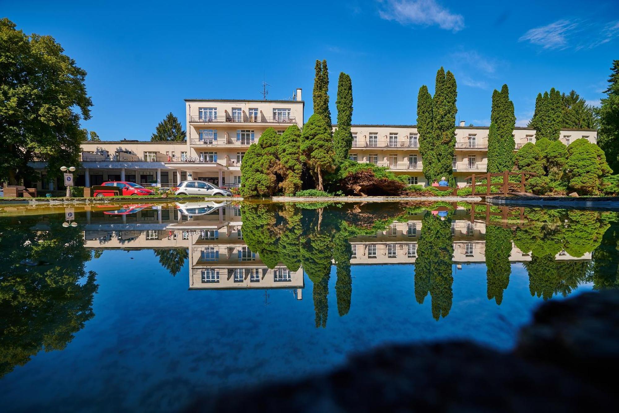 Hotel Palace - Kupele Sliac Bagian luar foto