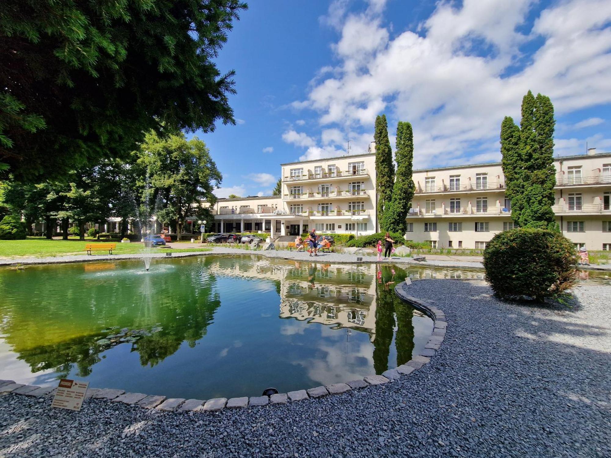 Hotel Palace - Kupele Sliac Bagian luar foto